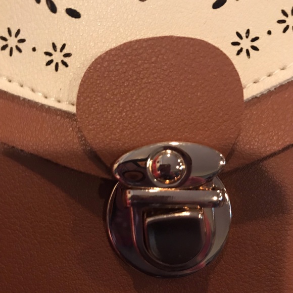 👜 👜 👜👜👜 - Picture 5 of 6